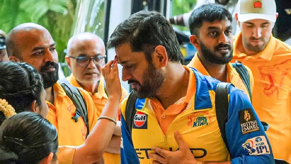 Chennai Super Kings Unsettling Situation Roasted Brutally