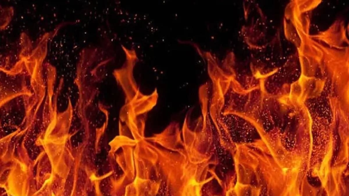 Minor Fire At Balmer Lawrie Building In Kolkata