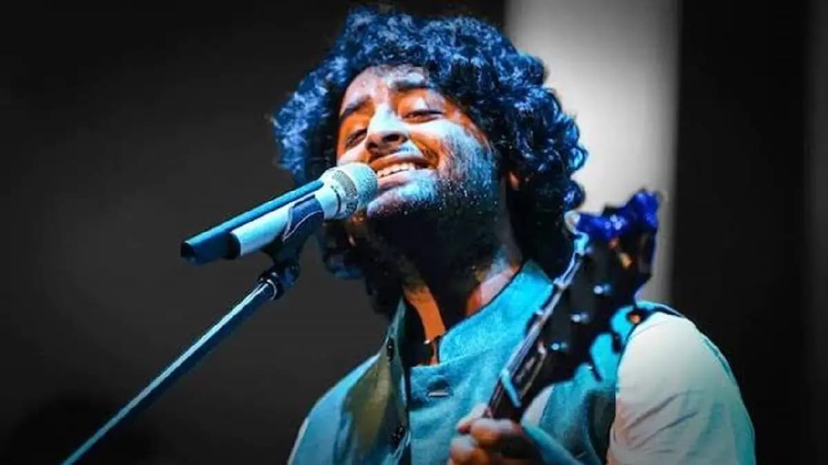rappers Ikka Singh and Raftaar discussed Arijit Singh s down to earth nature even after having enormous wealth ENT