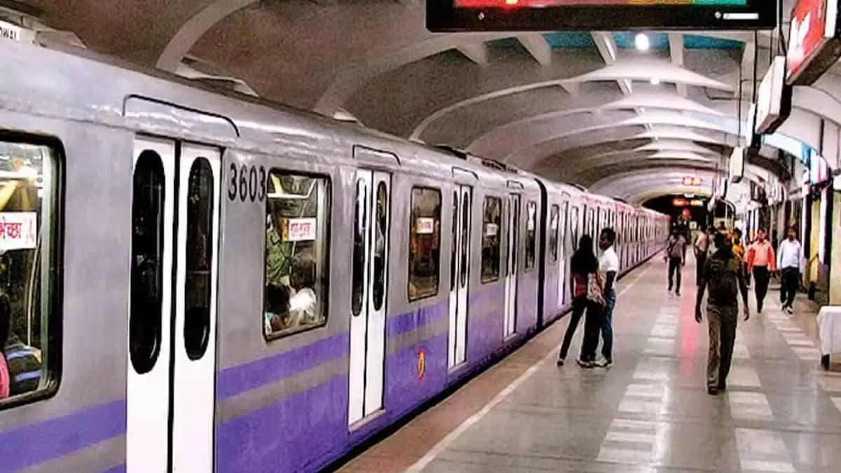 several metros have been cancelled passengers waiting gnr
