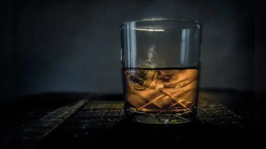  7 People Die After Allegedly Consuming Spurious Liquor In Bihar gnr 