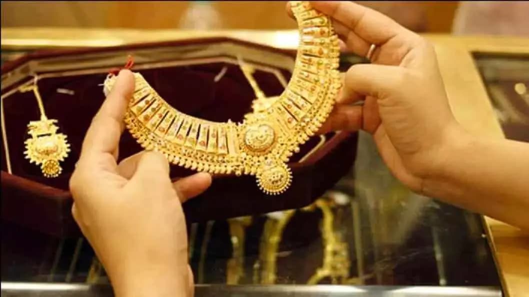 Gold Price Today check 22 carat Gold Price in top cities on 8 january gnr 