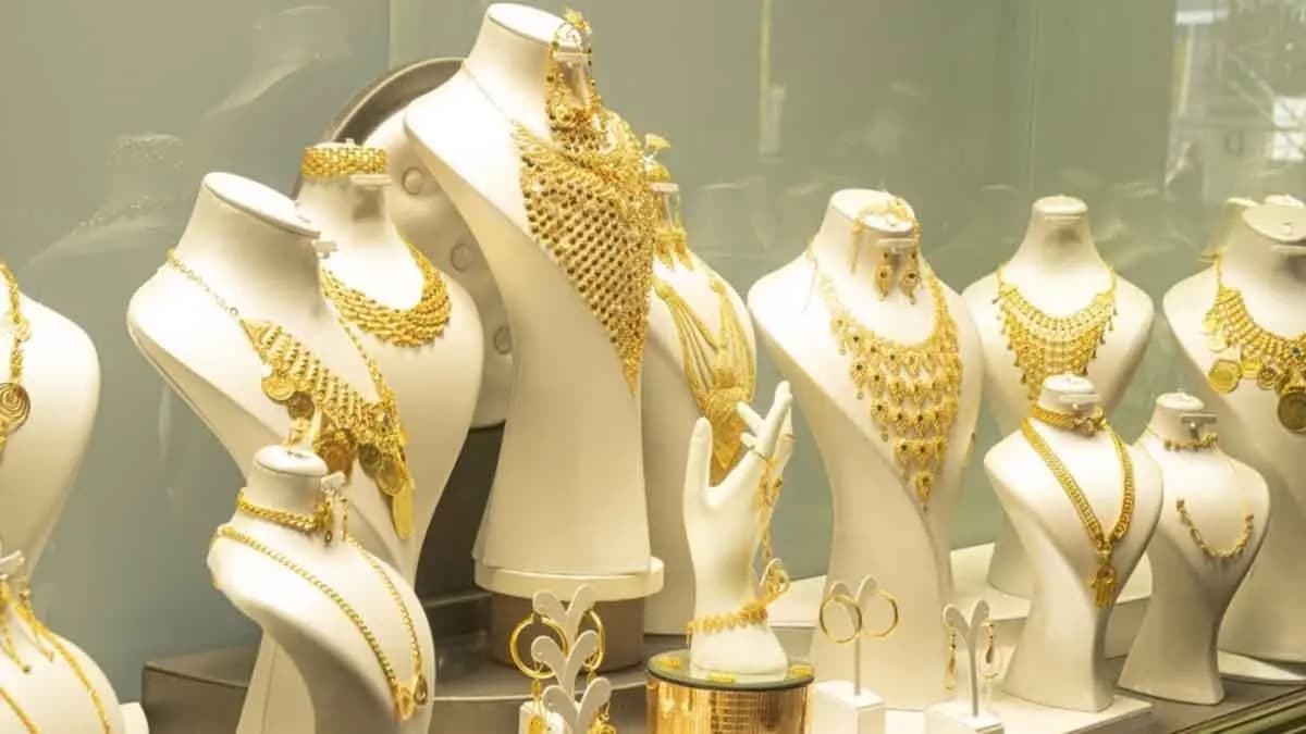 Tariff Fear of White House makes Gold Record High