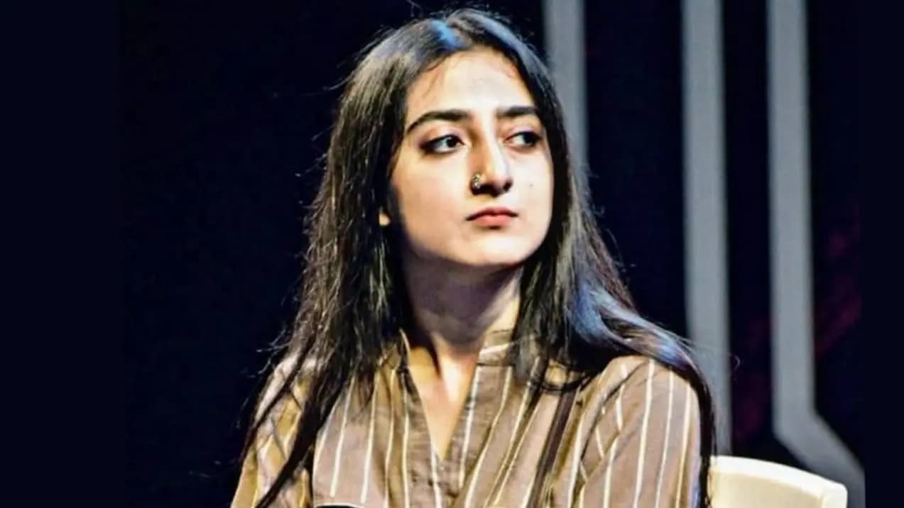 actress surangana bandopadhyay going to play a role of female detective in upcoming web series ent