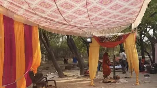 Upset Over Not Being Served Paneer Man Drives Bus Over Wedding Guests In Uttarpradesh