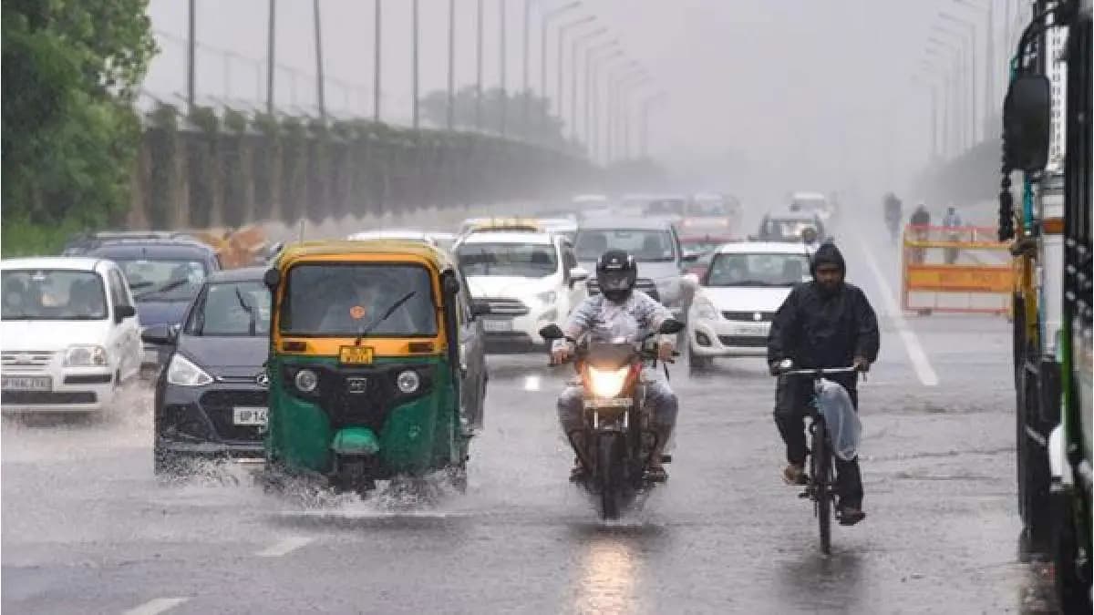 IMD Weather Update Heavy Rain in South Bengal this Weekend  due to Cyclonic Circulation in Bay of Bengal