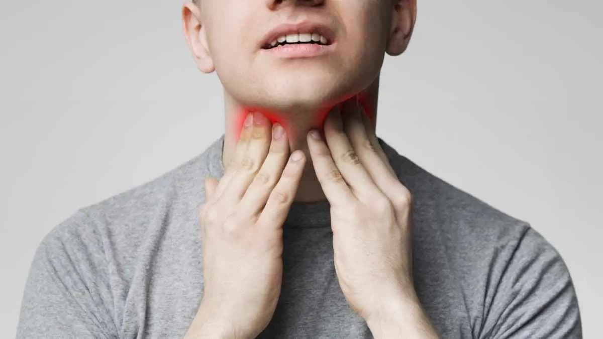 this home made natural remedy can prevent sore throat and throat infection easily also prevents cough and cold lif