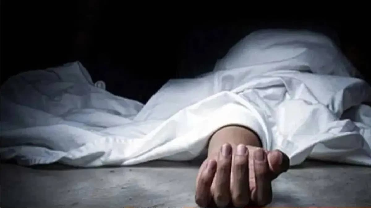 youth mysterious death at kolkata gnr