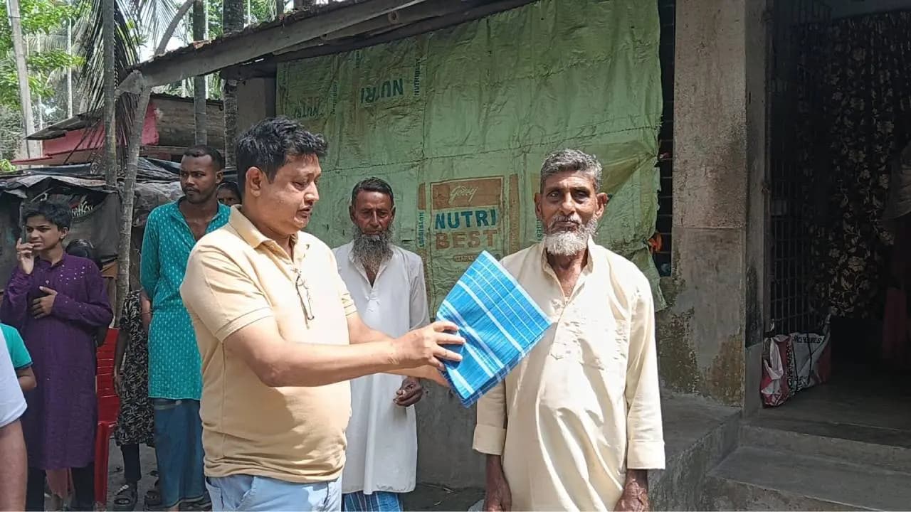 West Bengal Election 2026: New twist in lungi voting debate, Trinamool takes innovative initiative