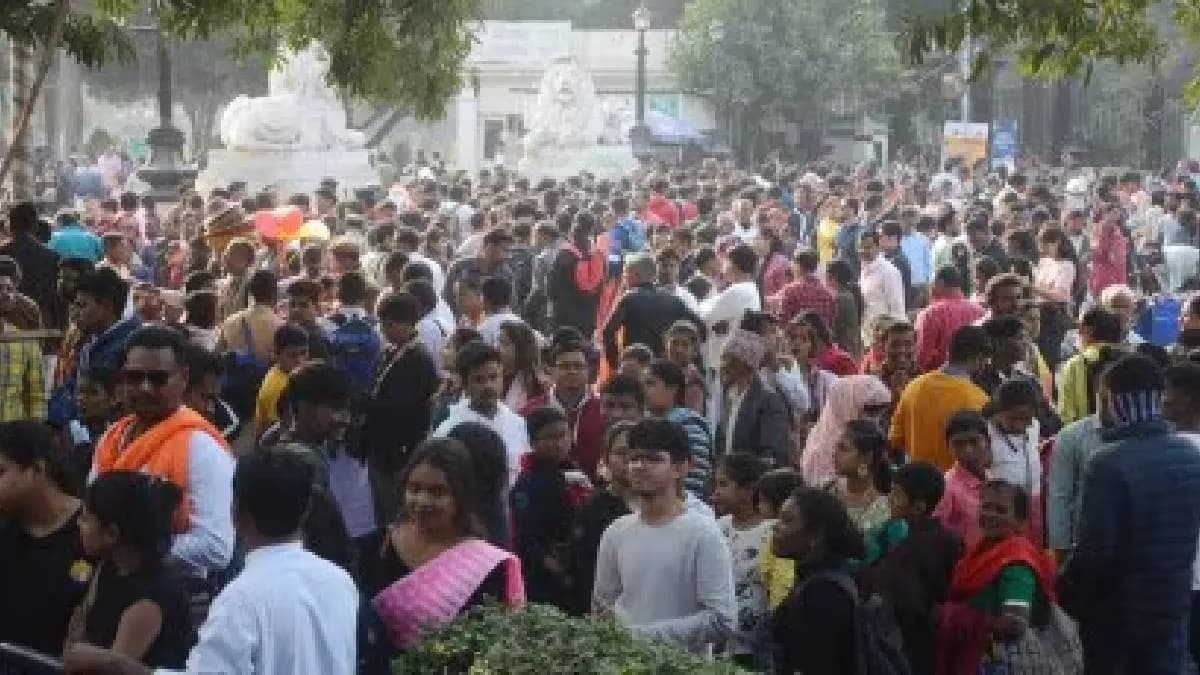 christmas eve in kolkata, police alert gnr