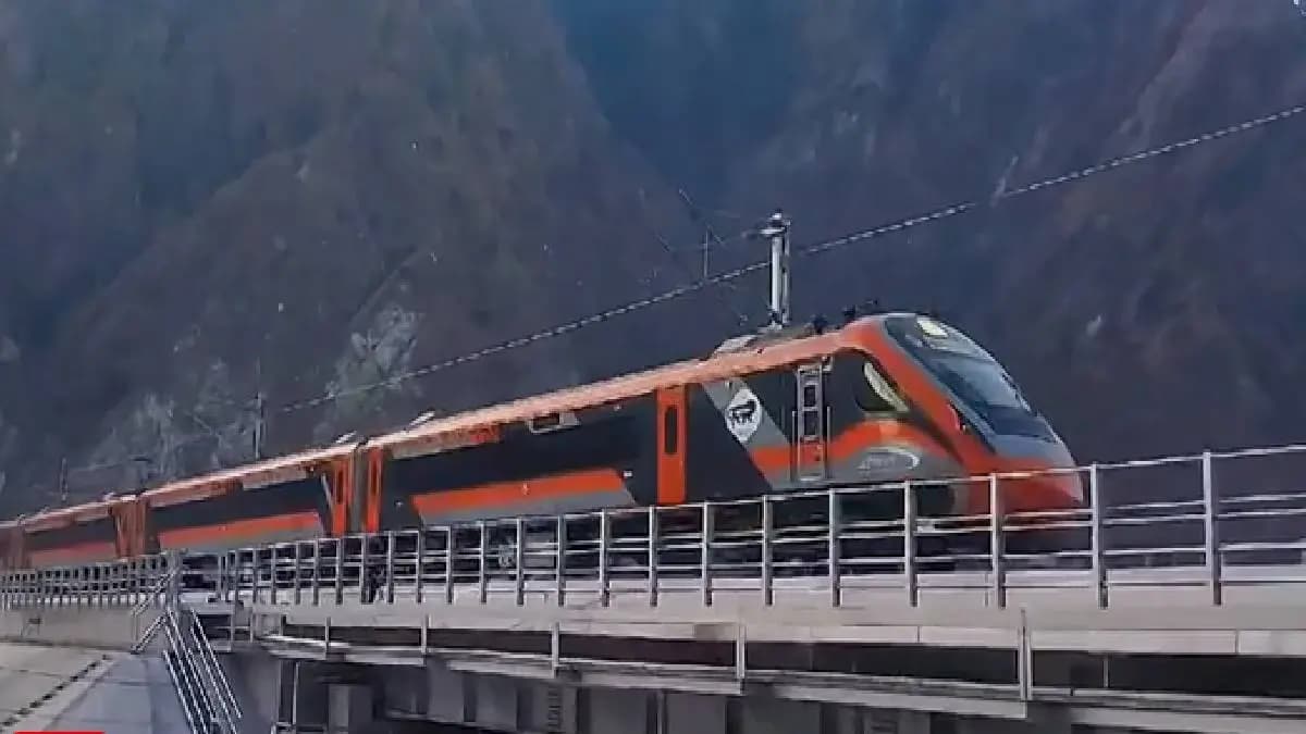 vande bharats successful trial run on worlds highest chenab rail bridge 