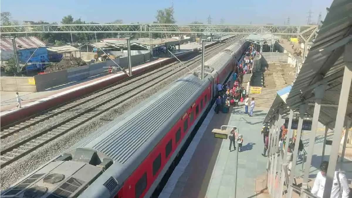 Human Fetus Found Hanging On Overhead Electric Wires