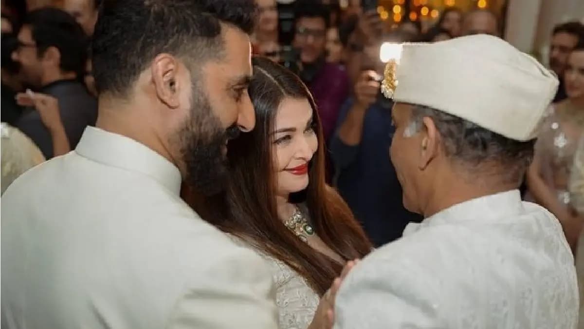 Abhishek Bachchan and  Aishwarya Rai Bachchan  spark Reconciliation Rumors at Wedding