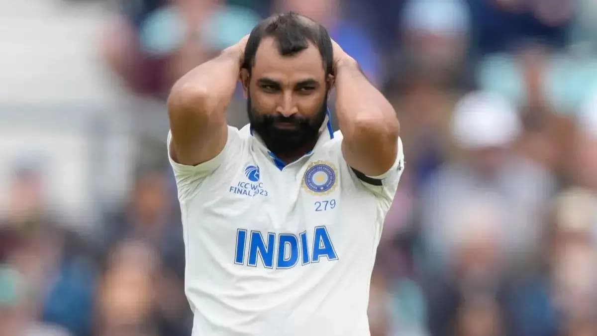 Star pacer Mohammed Shami suffers fresh injury on  Duleep Trophy return