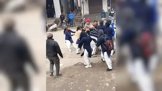 Girls Throw Punches And Kicks, Drag Each Other By The Hair Over Boy In UP gnr 