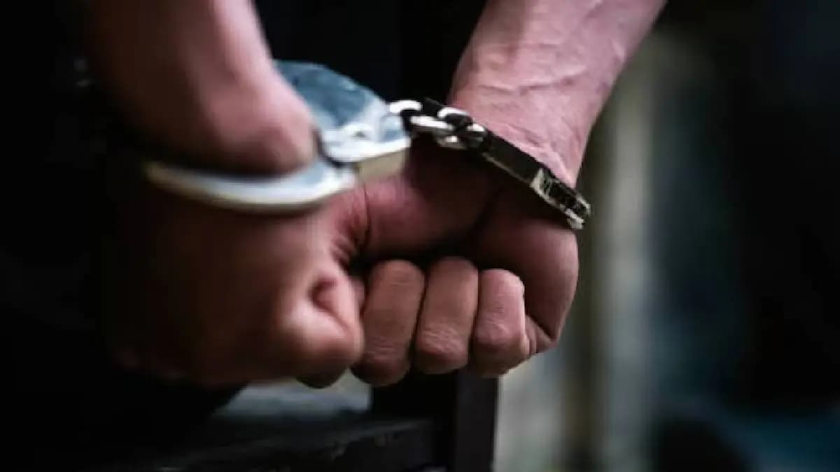 Indore E-Rickshaw Driver Hired By School Arrested 