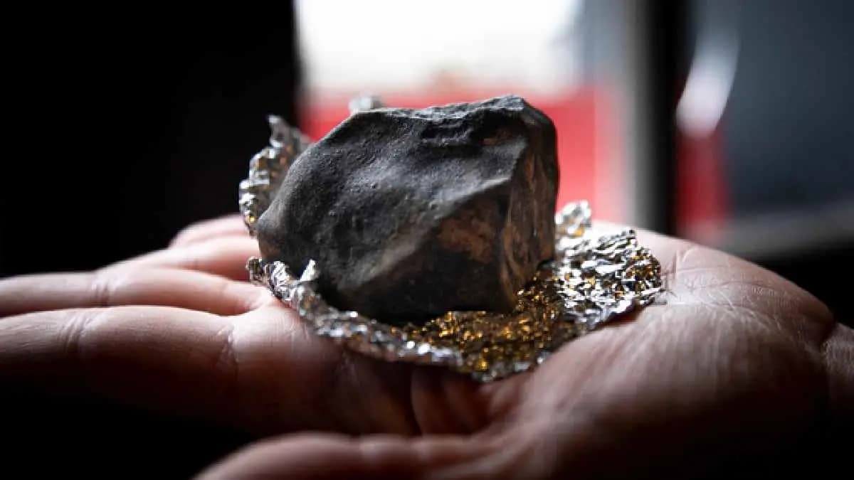 How an asteroid travelled from space and hit Earth