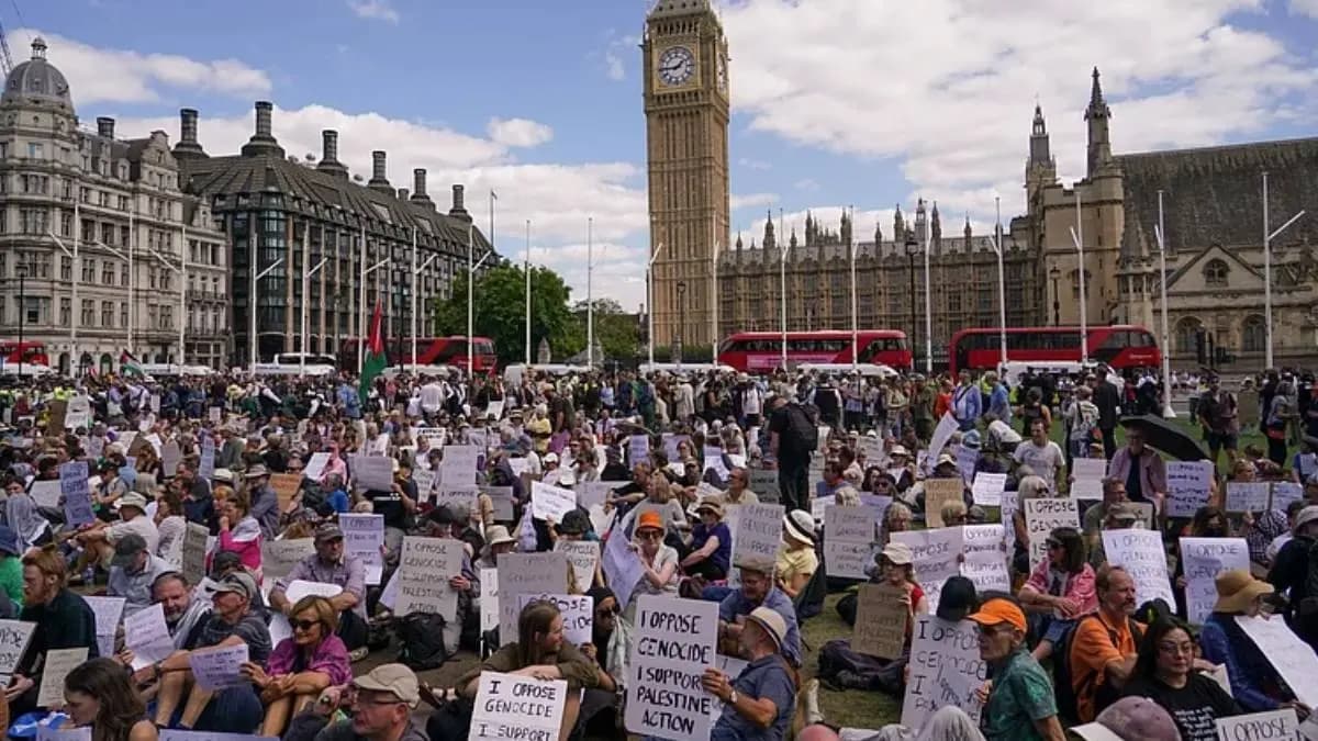 More than 500 detained in UK amidst pro palestine protest