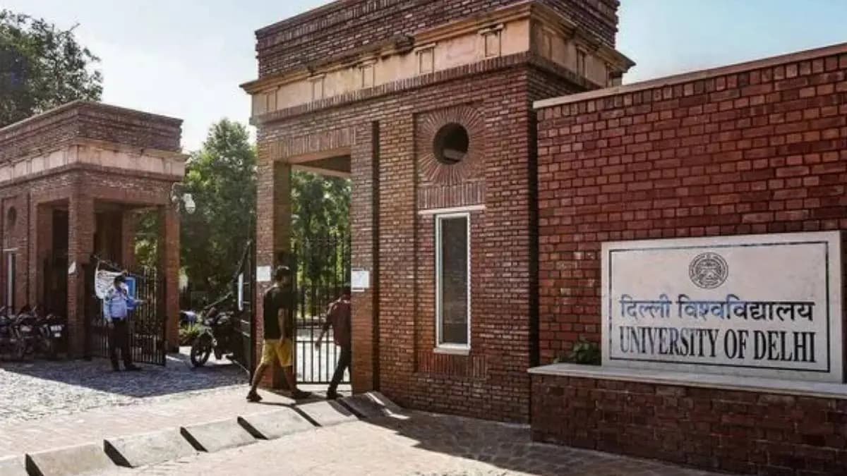 Manusmriti has been excluded from Delhi University