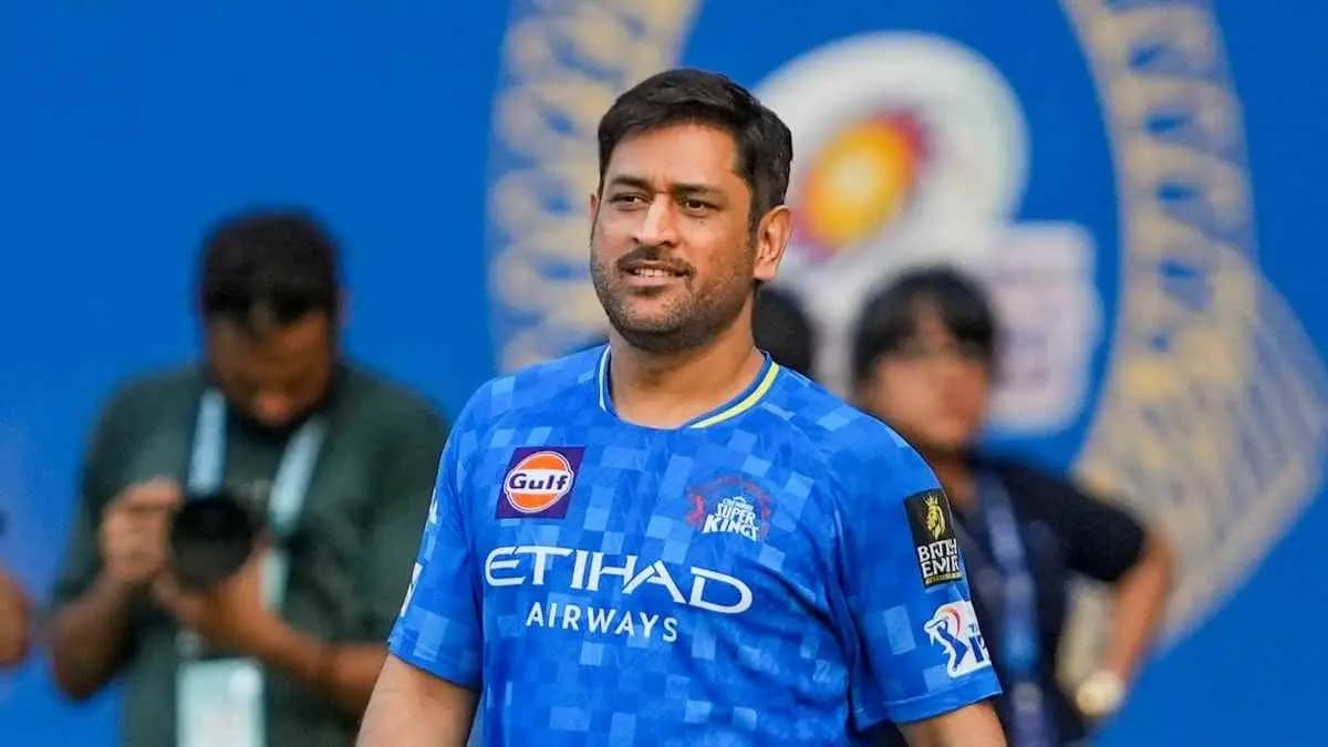 Ahead of World Cup Pakistan Captain Banks on MS Dhoni