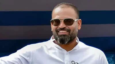 Yousuf pathan makes a big statement on 2025 champions Trophy standoff spt 