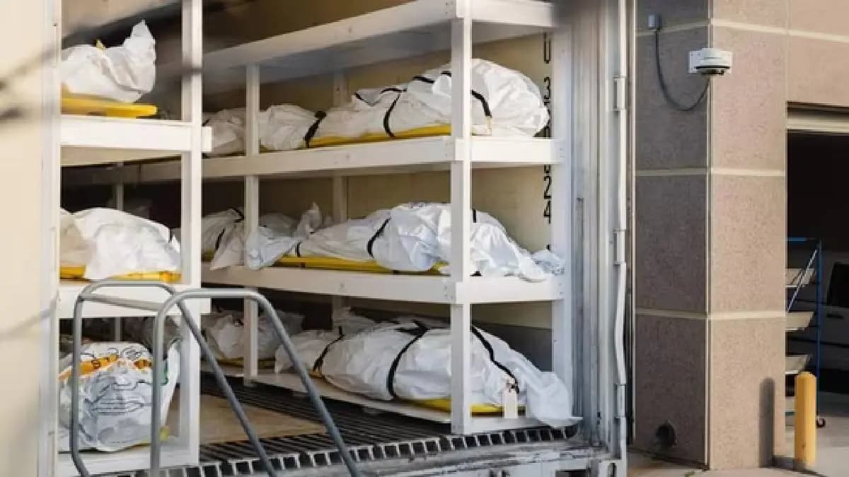 China funeral spine-chilling condition for jobseekers Spend 10 minutes in morgue 