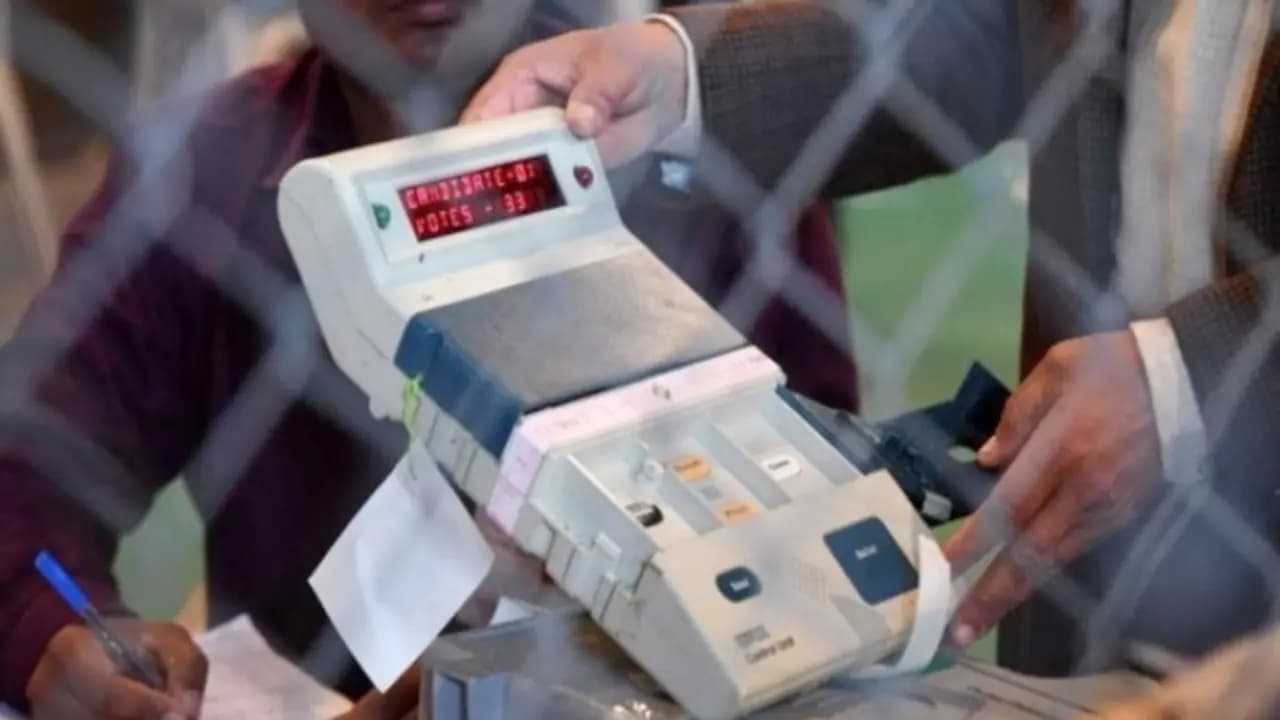 TMC moved to SC to challenge ECIs decision to appoint only central government employees as counting supervisors 
