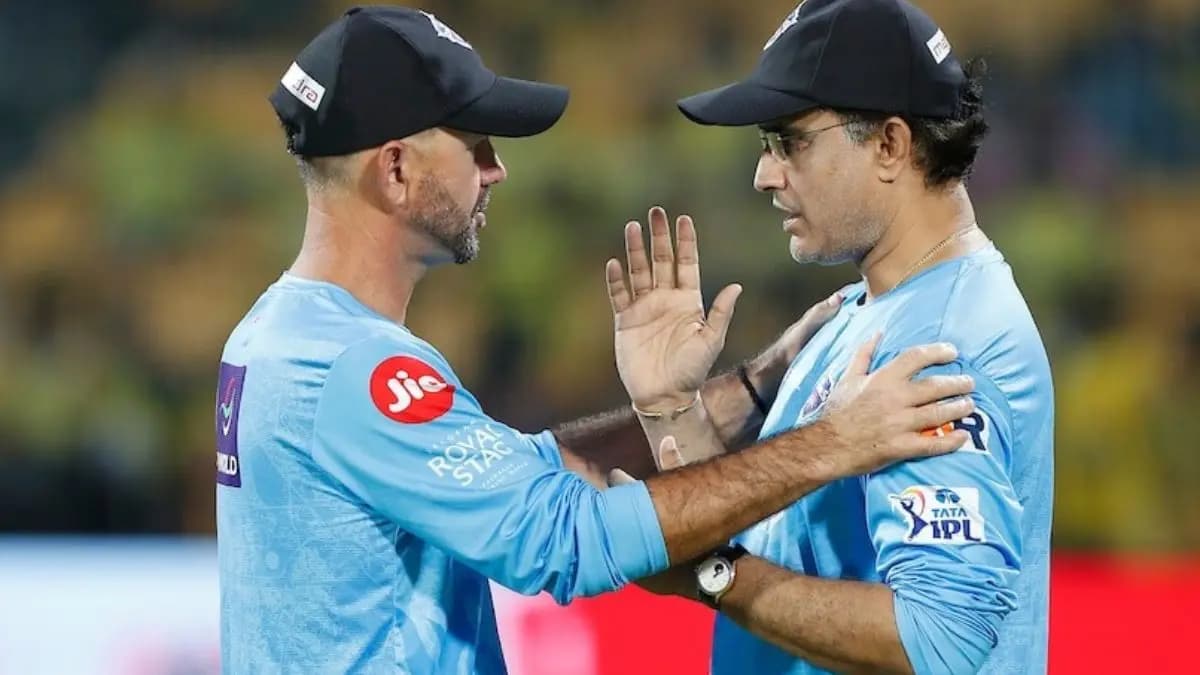 Former Australian Captain Ricky Ponting did not agree with Sourav Ganguly for the trade of Shikhar Dhawan in Delhi Capitals spt 