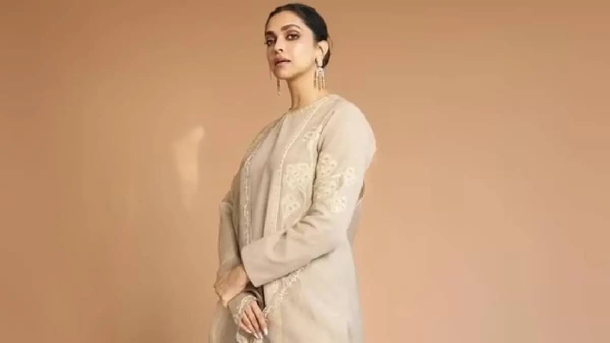 Deepika Padukone Becomes First Indian Actress to Receive Star on Hollywood Walk of Fame
