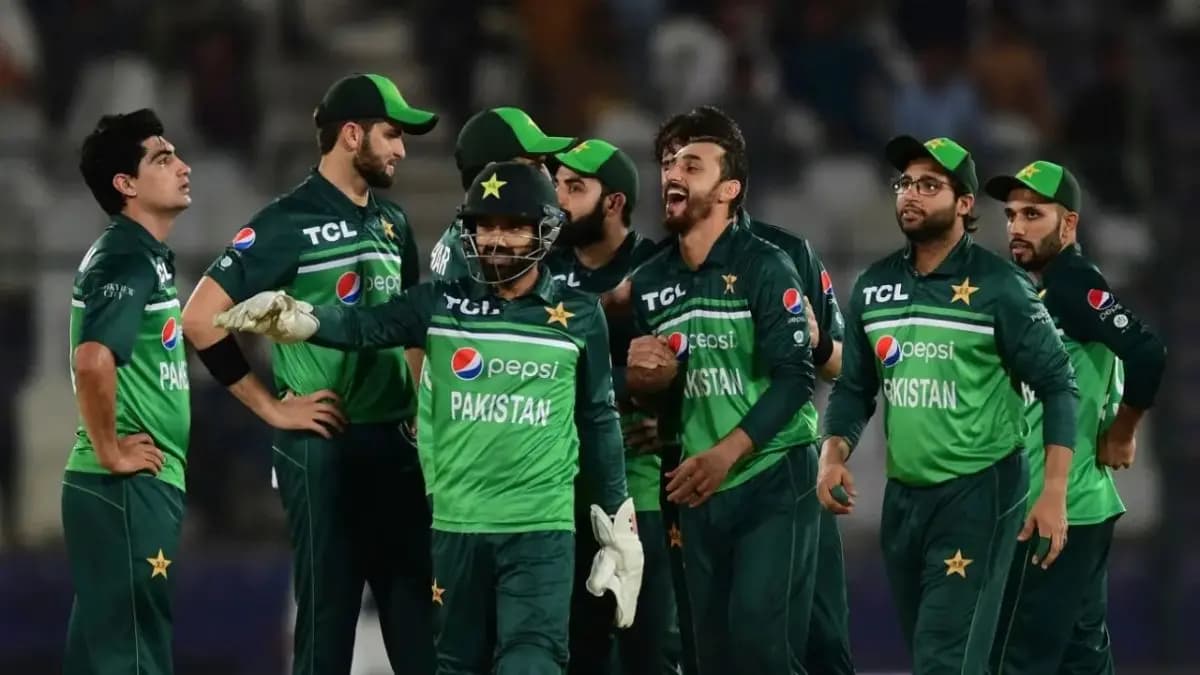 Both legs of former Pakistan cricketer Mohinder Kumar were amputated