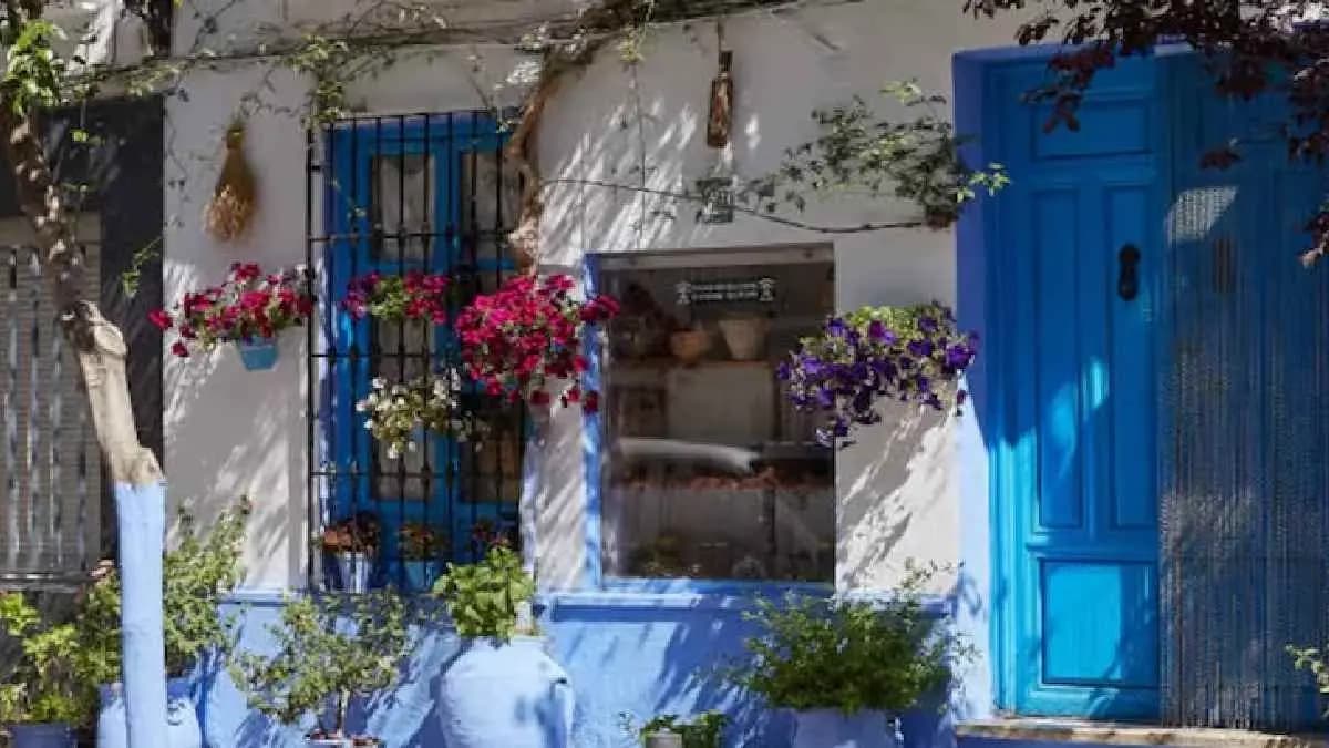 Know the Bizarre Reason As its illegal To Die In This Spanish Town