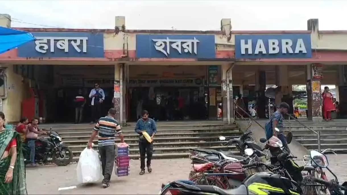 An elderly woman died unattended