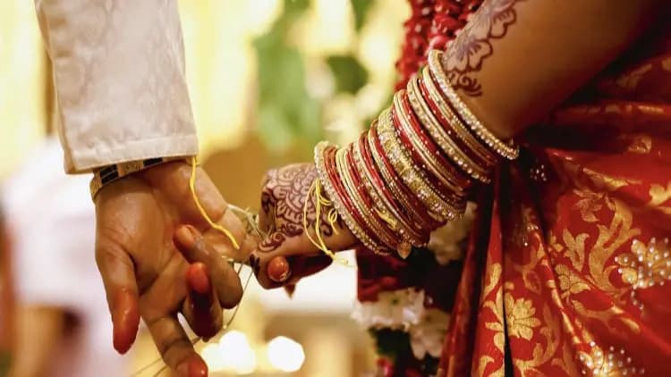 Man Marries Girlfriend in Morning Another Woman at Night in Gorakhpur Uttarpradesh