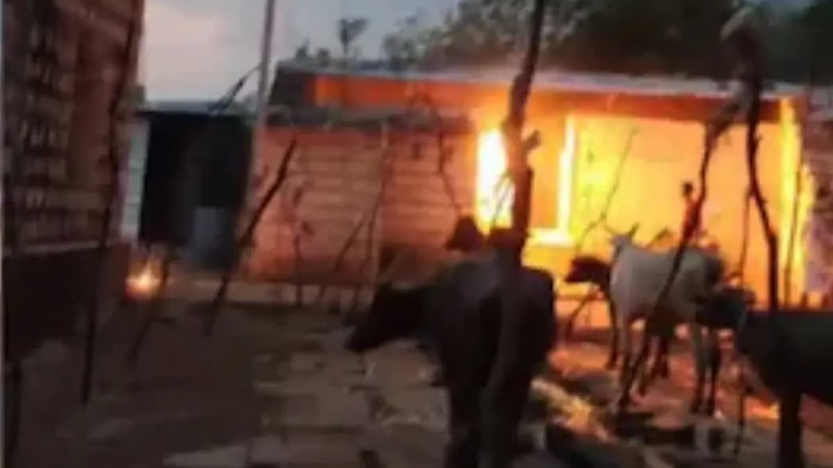  100 homes Damages  in karnataka village reason behind spark and smoke 