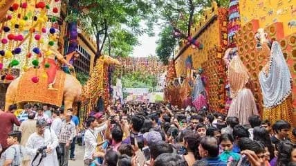 How to stay fit during Dura Puja 2025