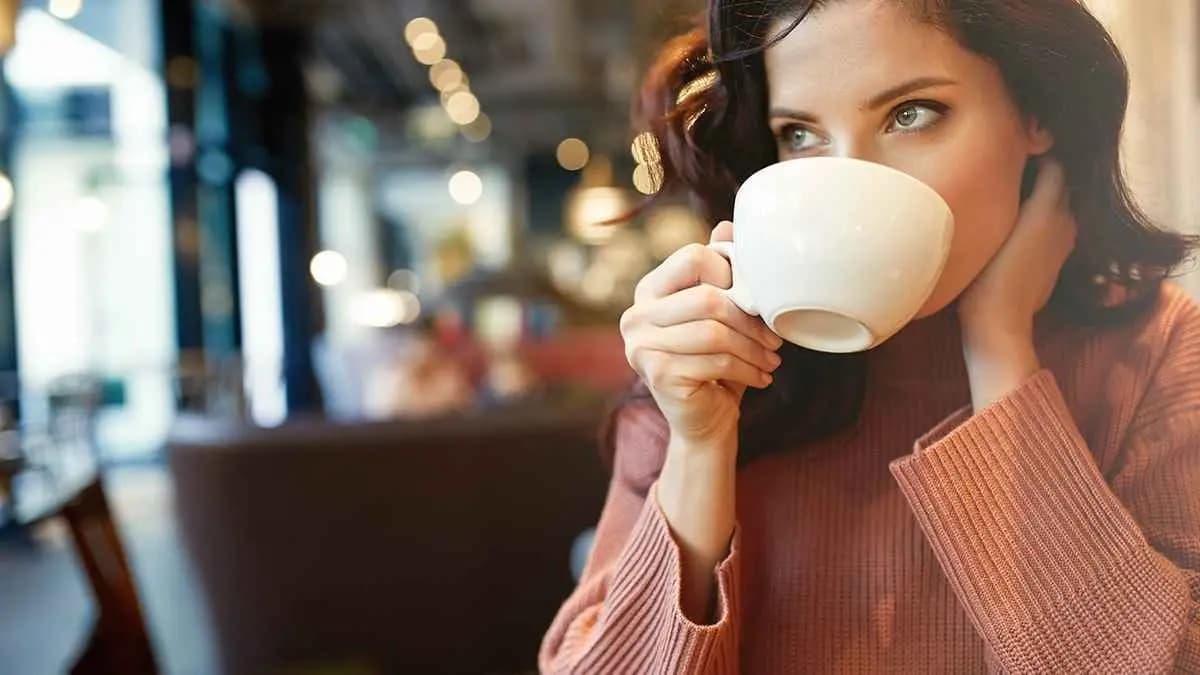 Consuming coffee on empty stomach can destroy your digestive system and many more harmful effects lif