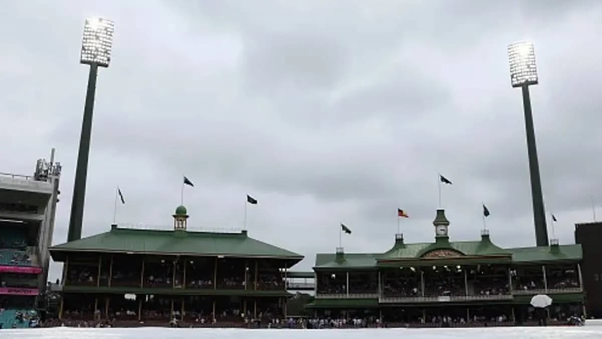Rain likely to play spoilsport in Sydney test spt