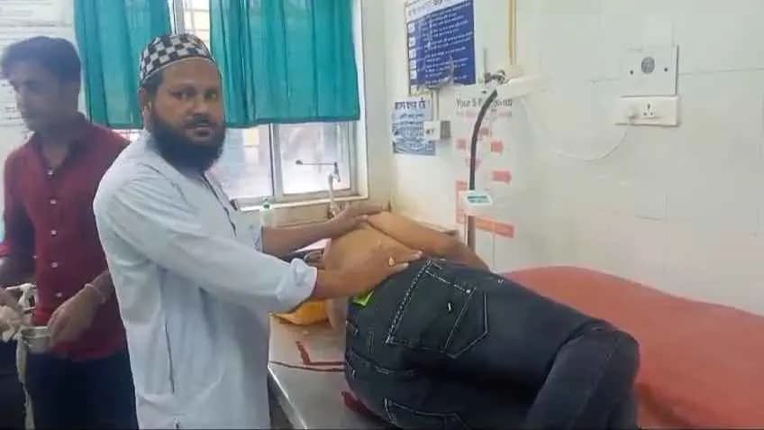 Shootout at Hooghly businessman injured admitted to hospital gnr 