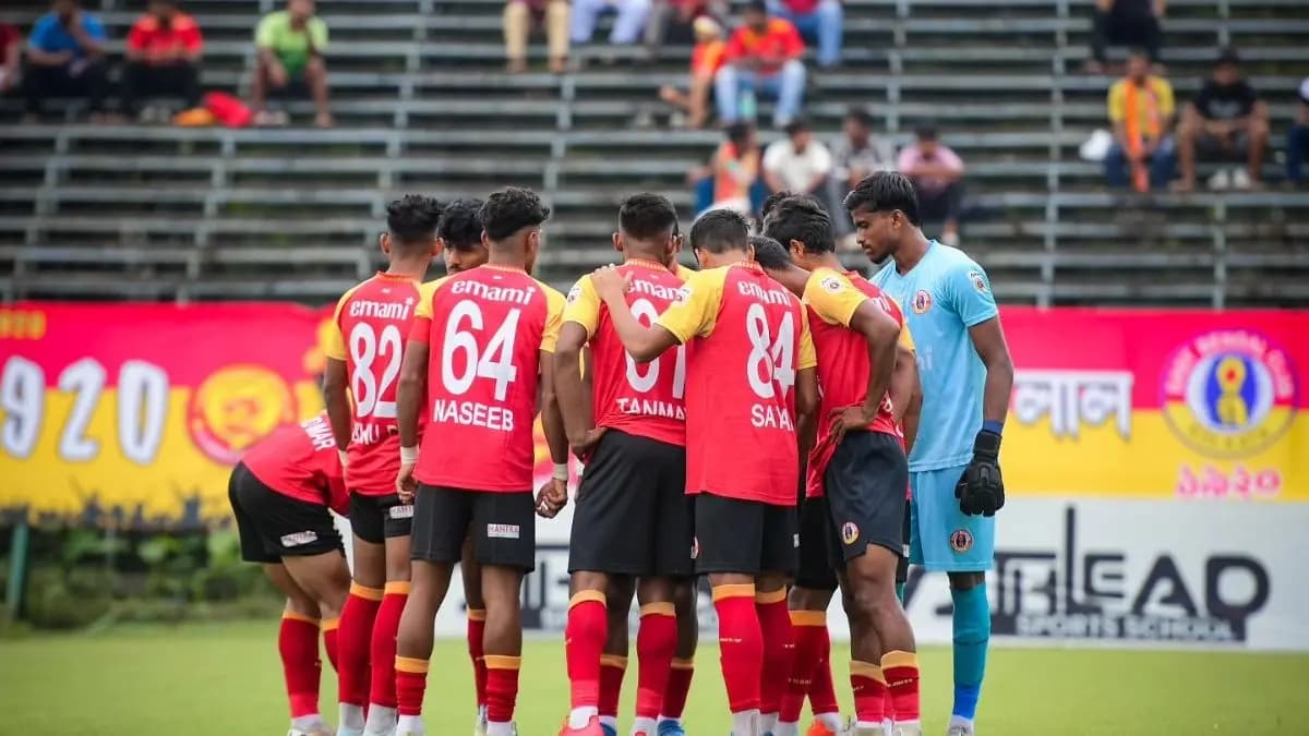 Former footballer Mahmoud Al Amna sends congratulations to East Bengal for being CFL champion