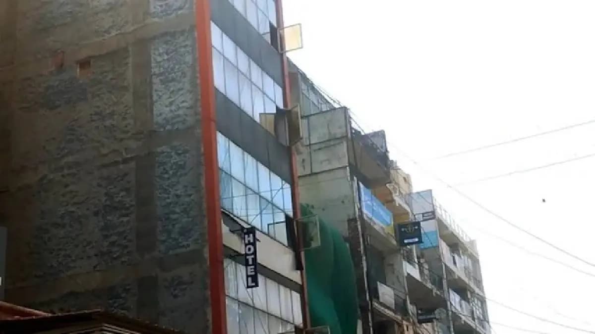 Woman friend in washroom techie dies by suicide at Noida hotel