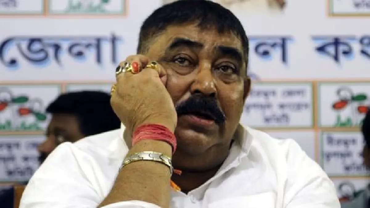 anubrata mondals convoy faces accident in birbhum gnr 