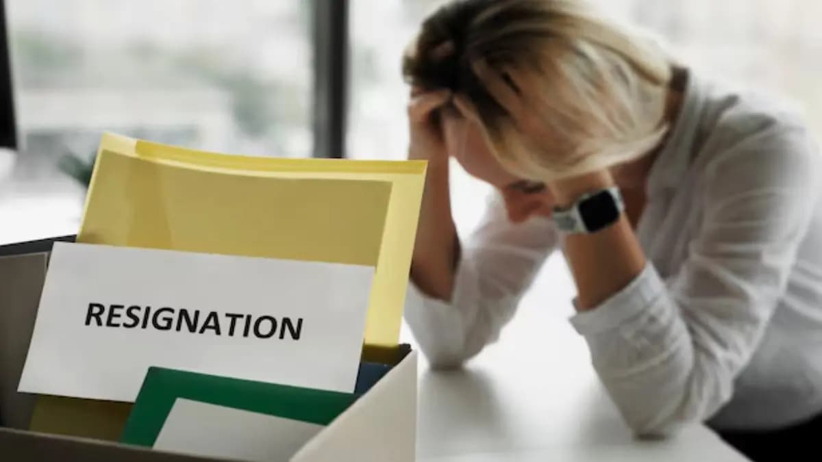 United Kingdom news woman Quits her job In 10 Minutes said I Left Because know the reason gnr 
