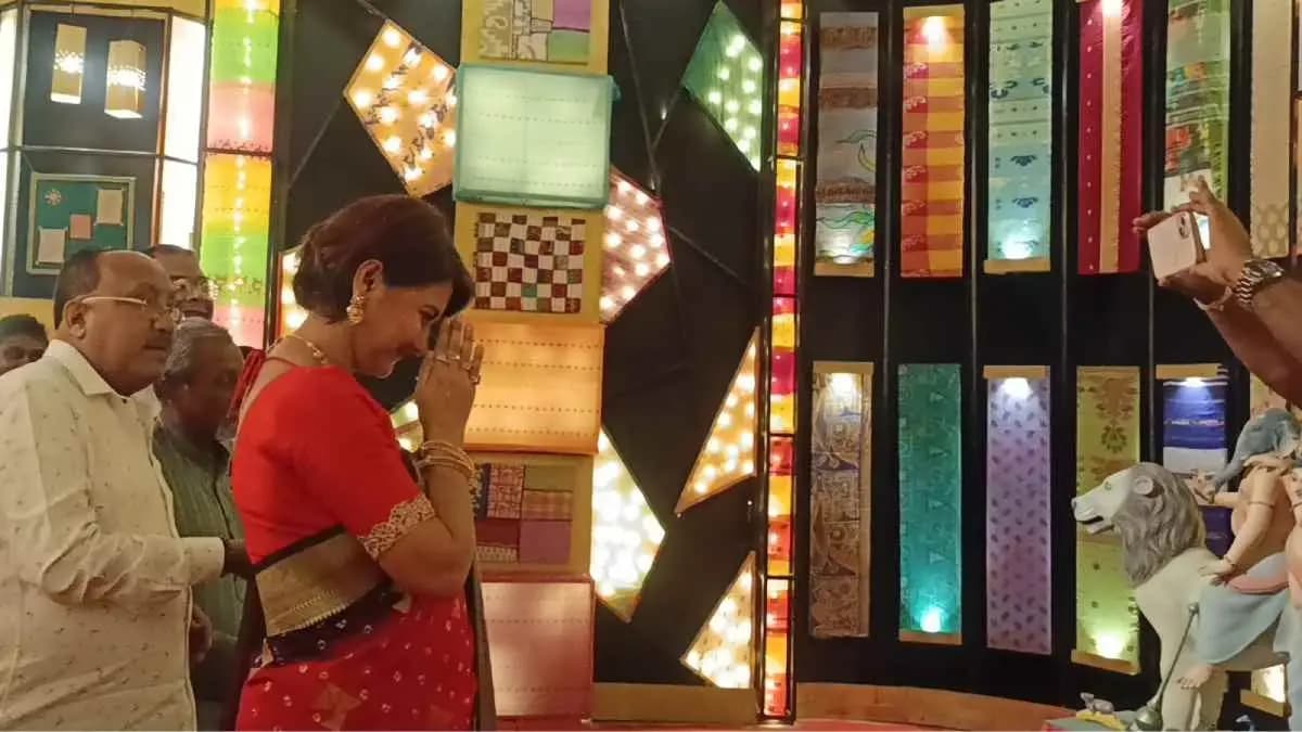 Durga Puja in hooghly inaugurated by rachana banerjee