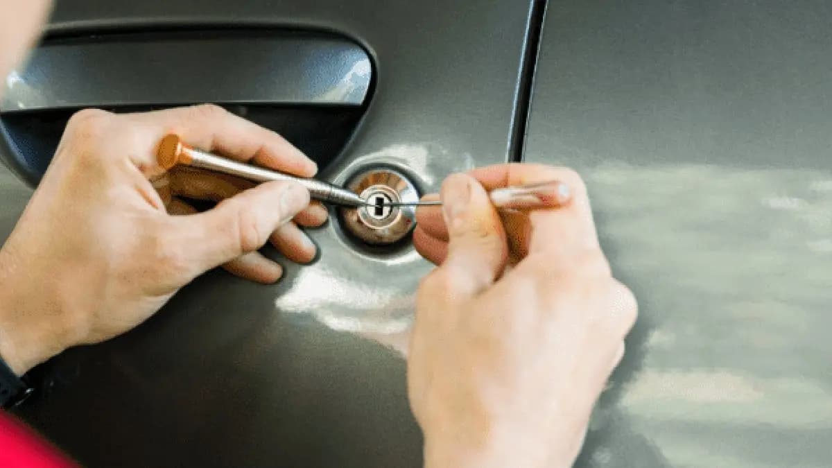 locksmith finds himself locked out of van do you know who did this gnr