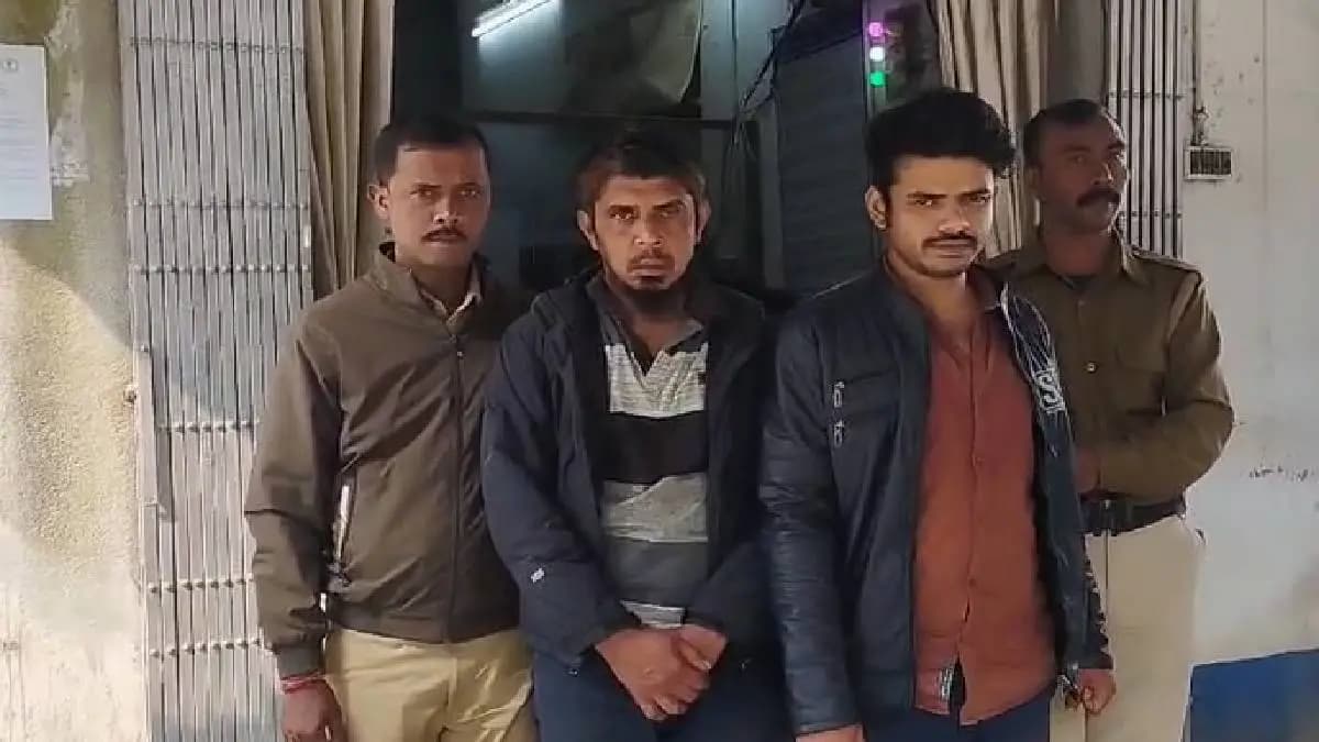 one bangladeshi infiltrator arrested by bagda police