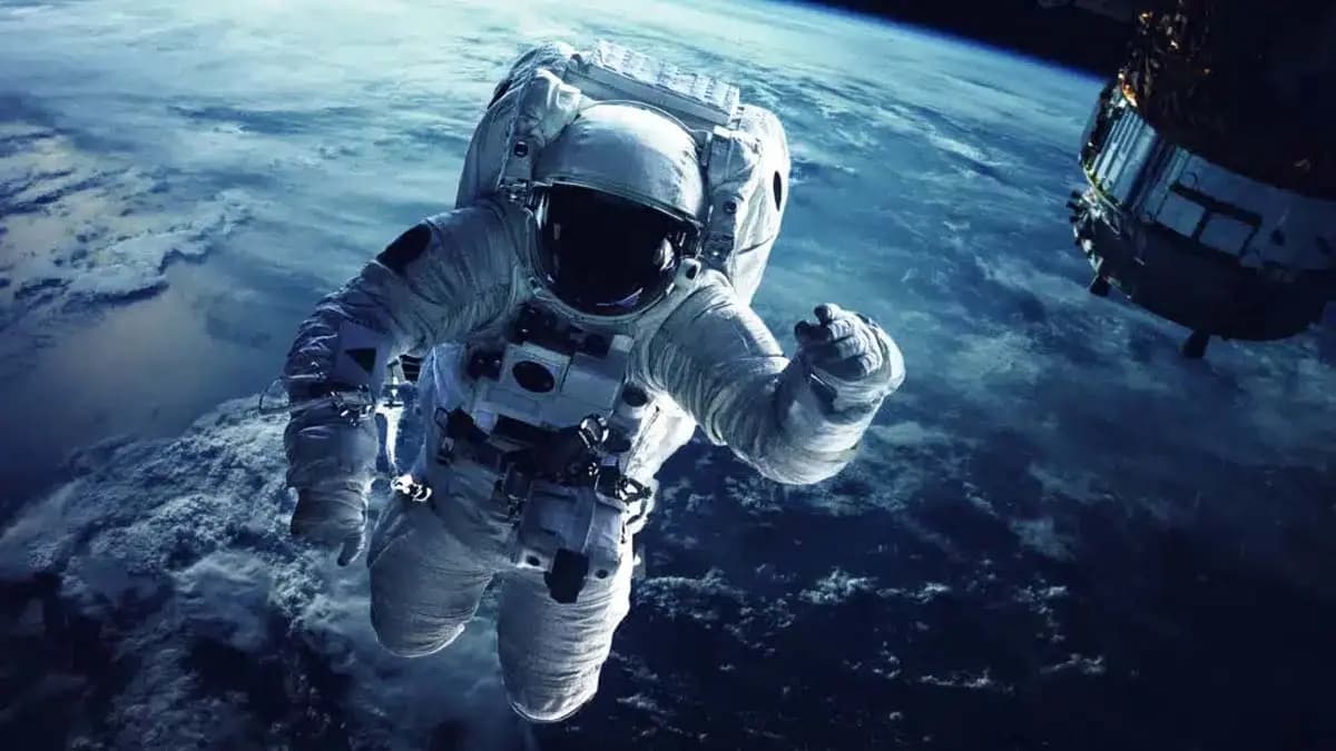 What food did the first astronaut Yuri Gagarin eat in space