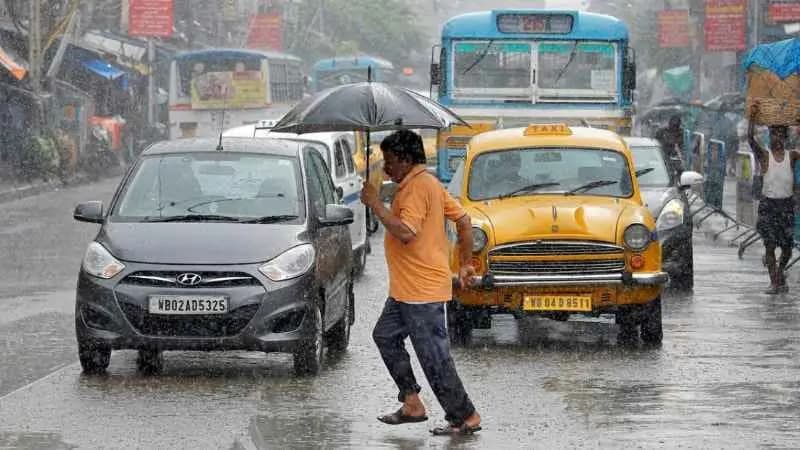 IMD Weather Forecast Rainfall Thunderstorm Warning Gusty Wind Yellow Alert in West Bengal