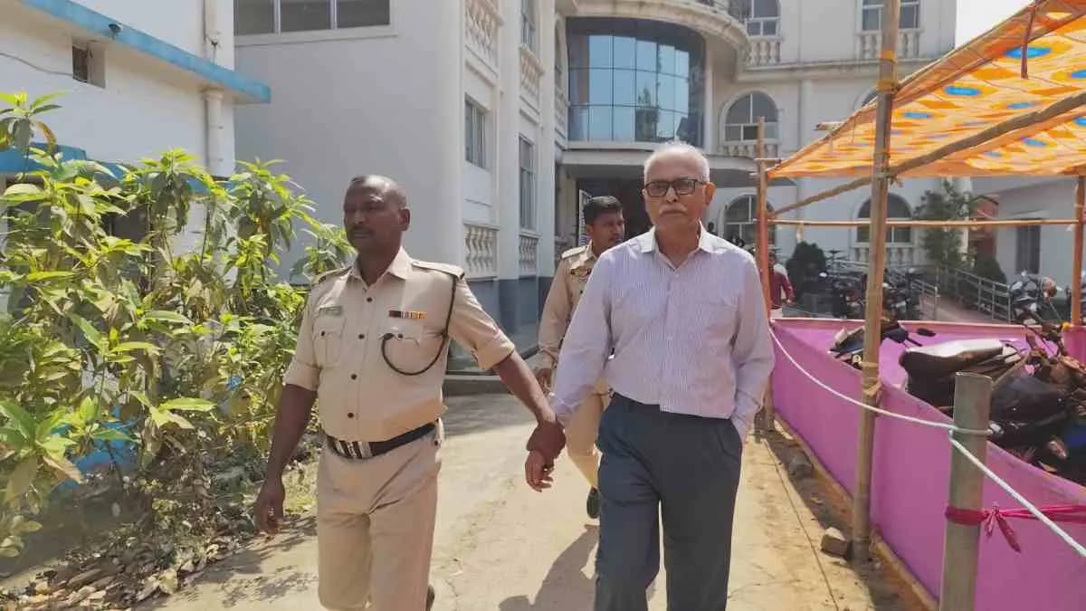 Four Top Official alleged in scam court ordered jail sentence