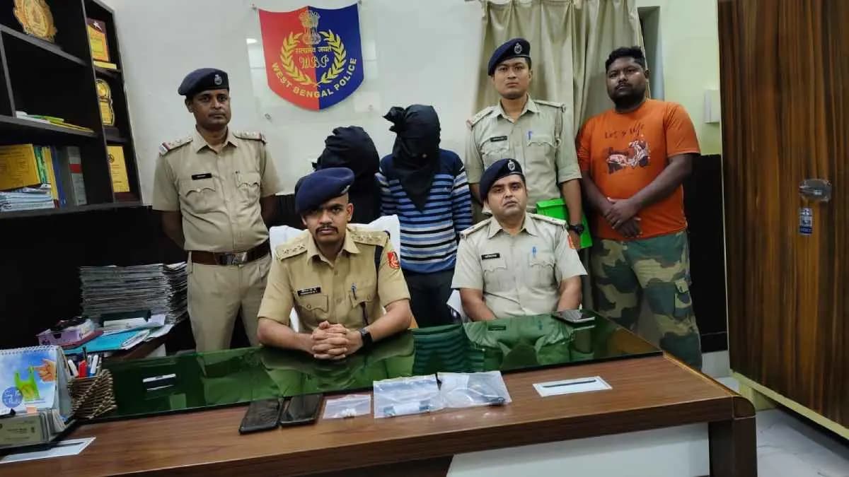 Police netted two for shootout at a petrol pump