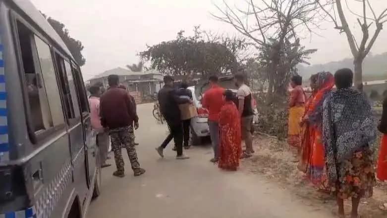 on suspicion five fake doctors were caught by locals of coochbehar gnr 
